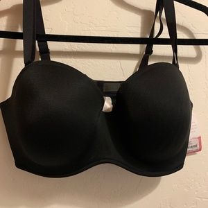 38D NWT The Modern Cacique Collection